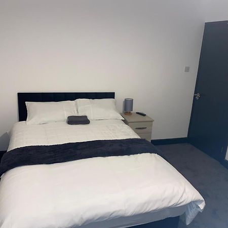 Houghton Guest House 1 Stoke-on-Trent Bagian luar foto