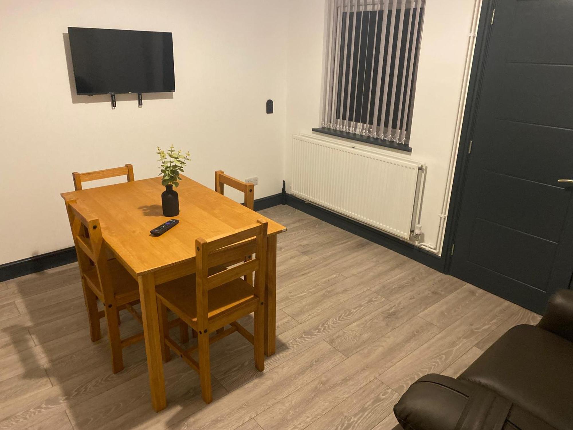 Houghton Guest House 1 Stoke-on-Trent Bagian luar foto