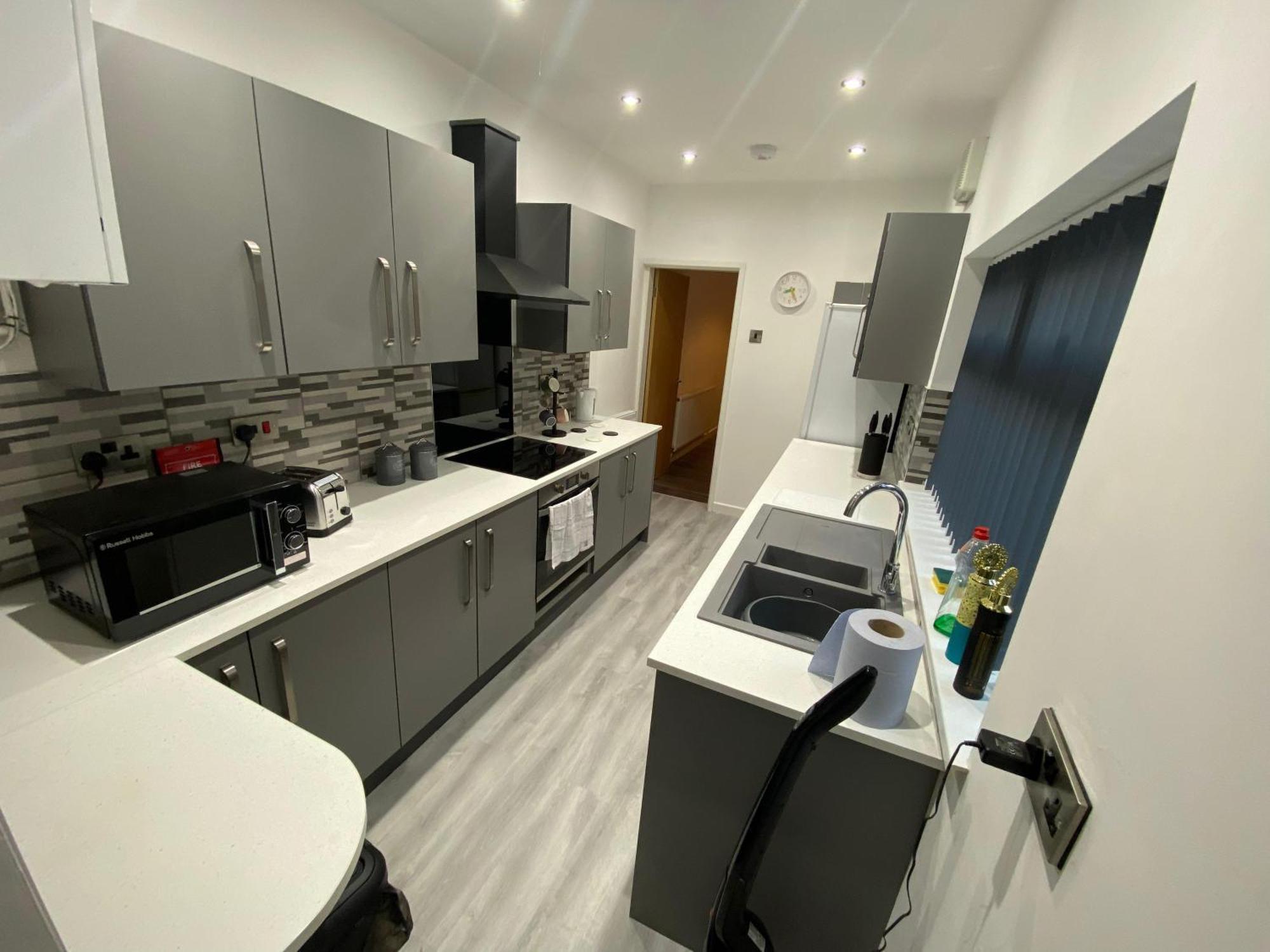 Houghton Guest House 1 Stoke-on-Trent Bagian luar foto
